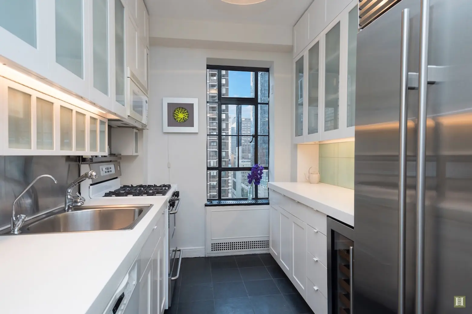 350 West 57th Street, cool listings, Hell's kitchen, midtown west,