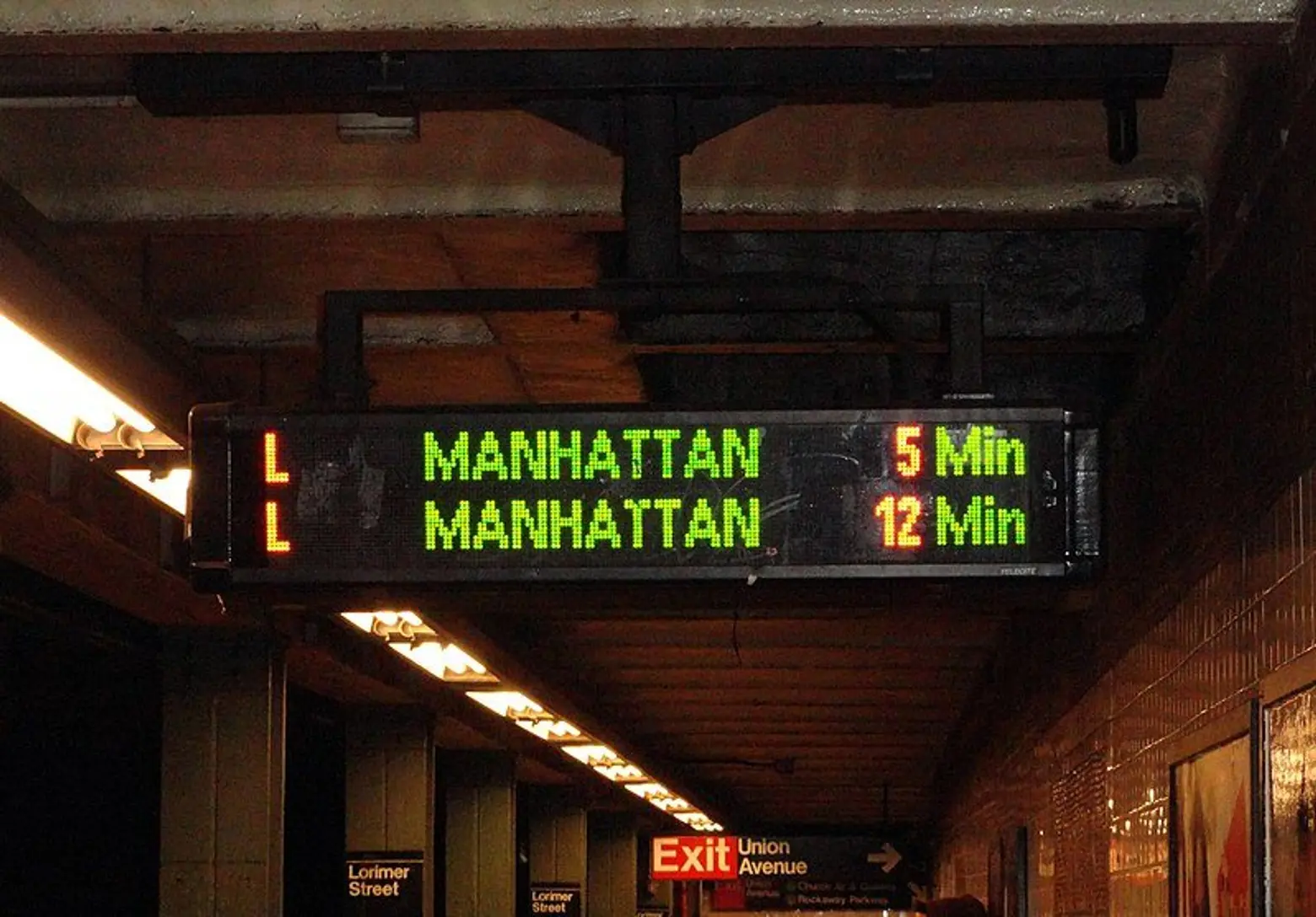 nyc subway, countdown clock