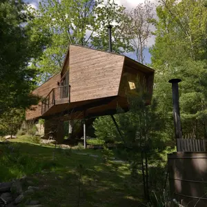 Antony Gibbon, catskills treehouse, airbnb, treehouse vacation catskills, woodstock