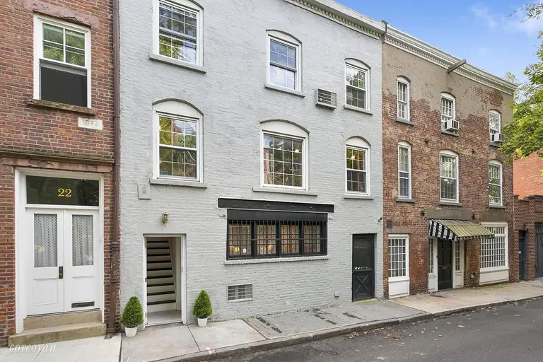$4.4M carriage house off Cobble Hill Park was a stop on the Underground Railroad