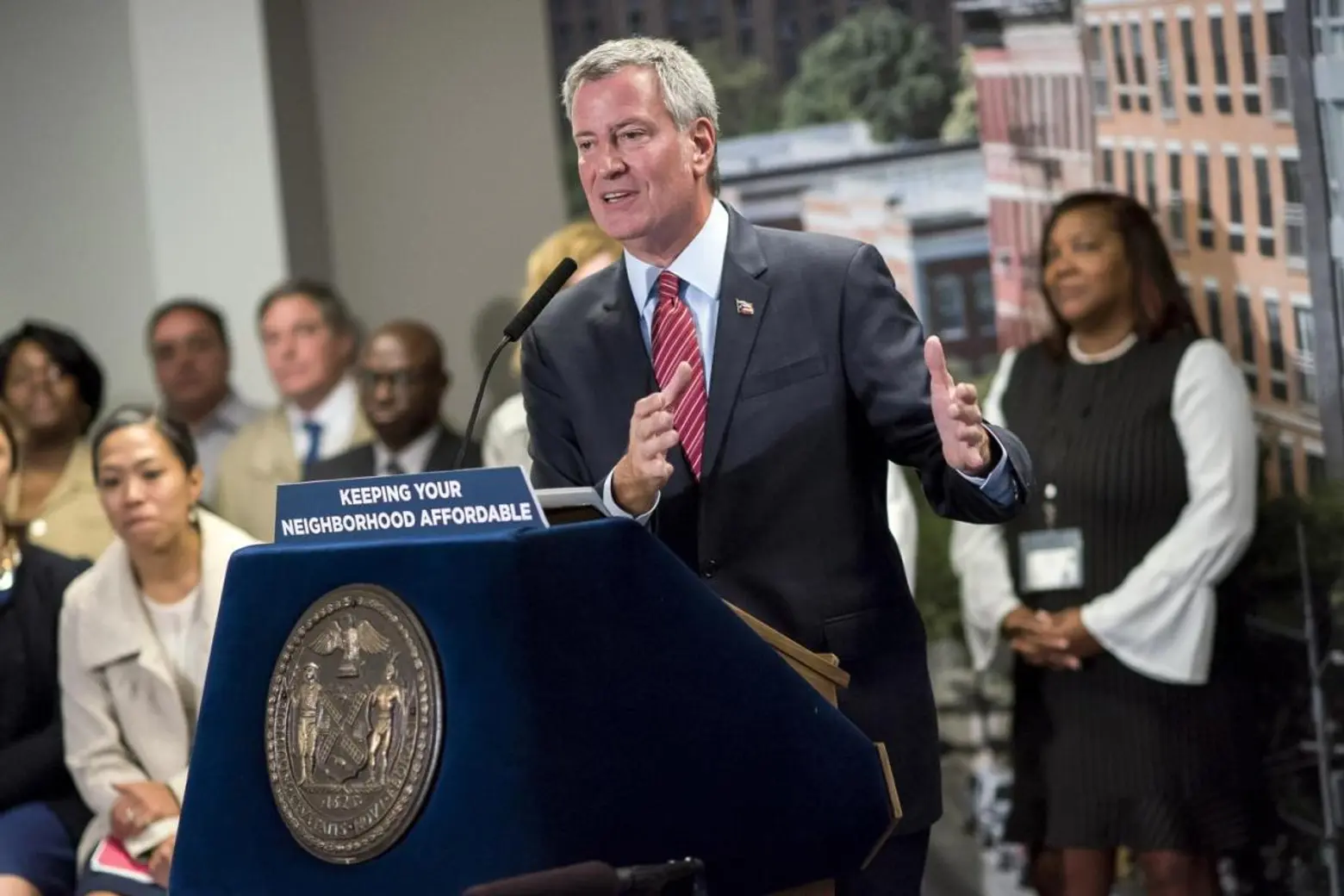 De Blasio launches new programs to make affordable homeownership easier for New Yorkers