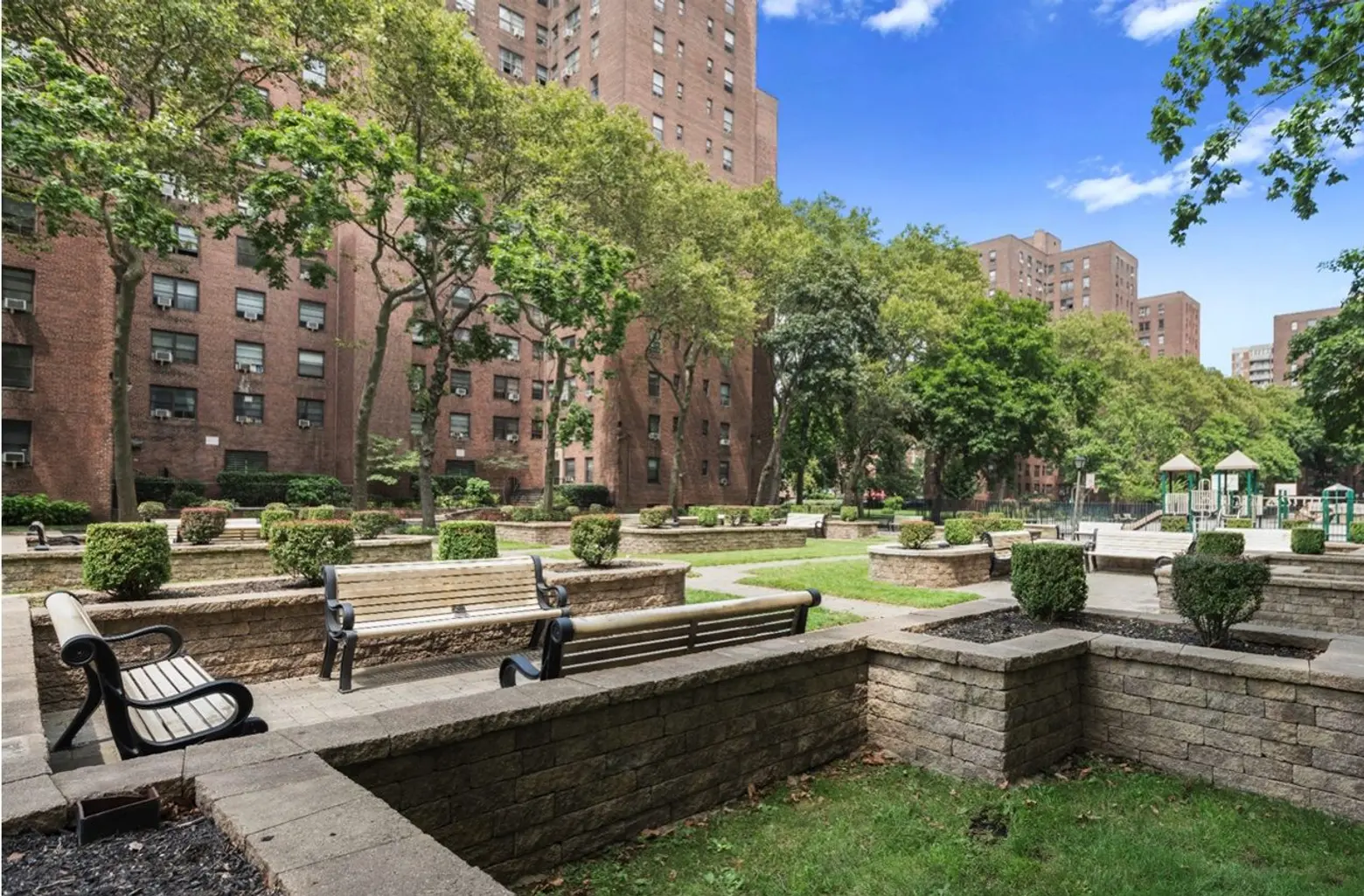 Waitlist opens for middle-income units at East Harlem’s Riverton complex, from $1,968/month