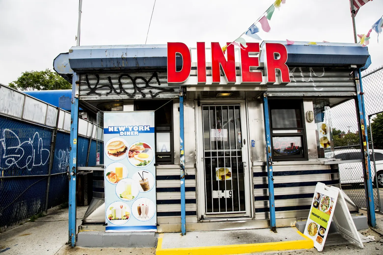 Diners of NYC, Riley Arthur, Diner photography