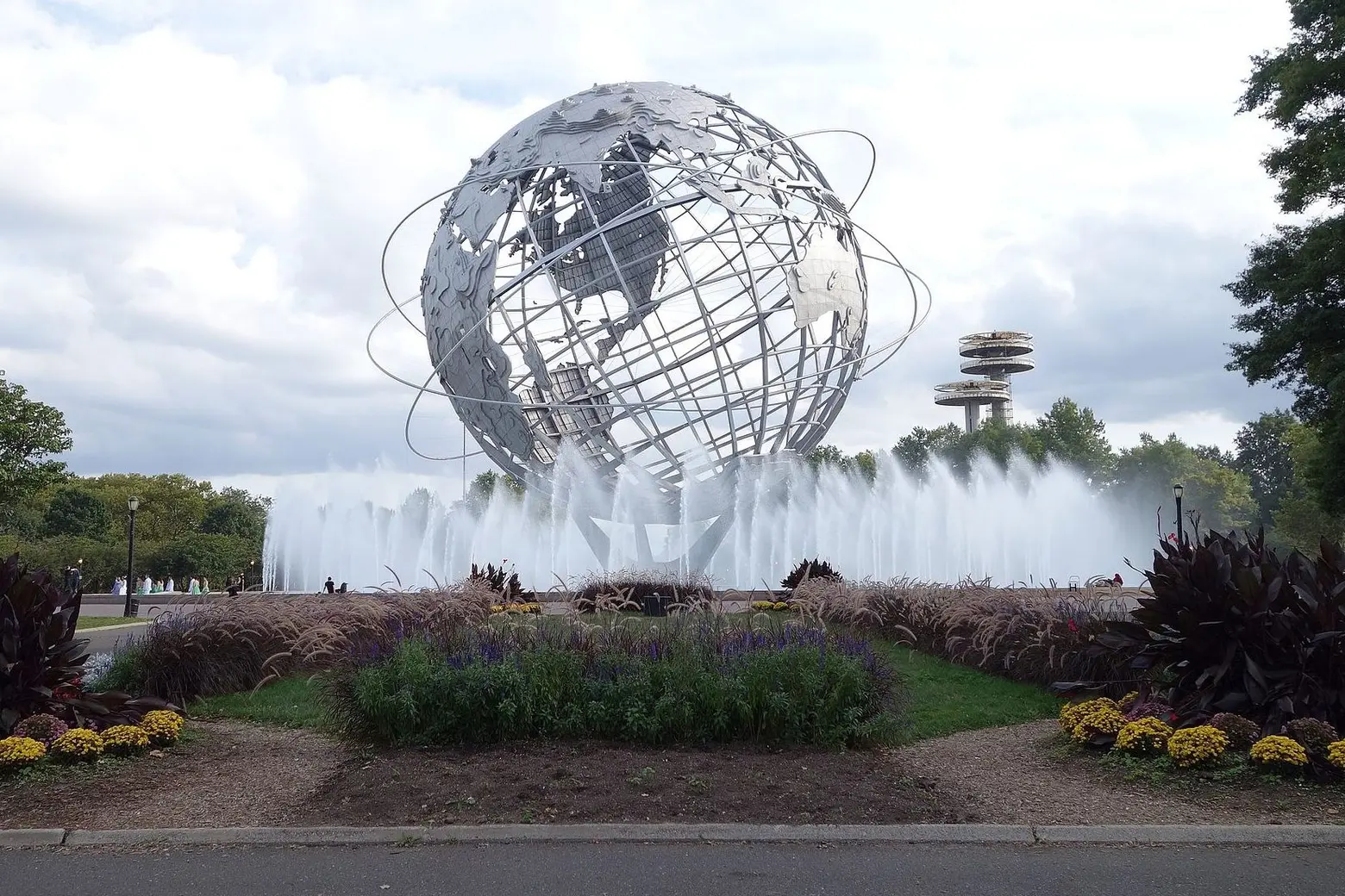 The Queens County Fair will debut a three-acre corn maze inspired by the Unisphere