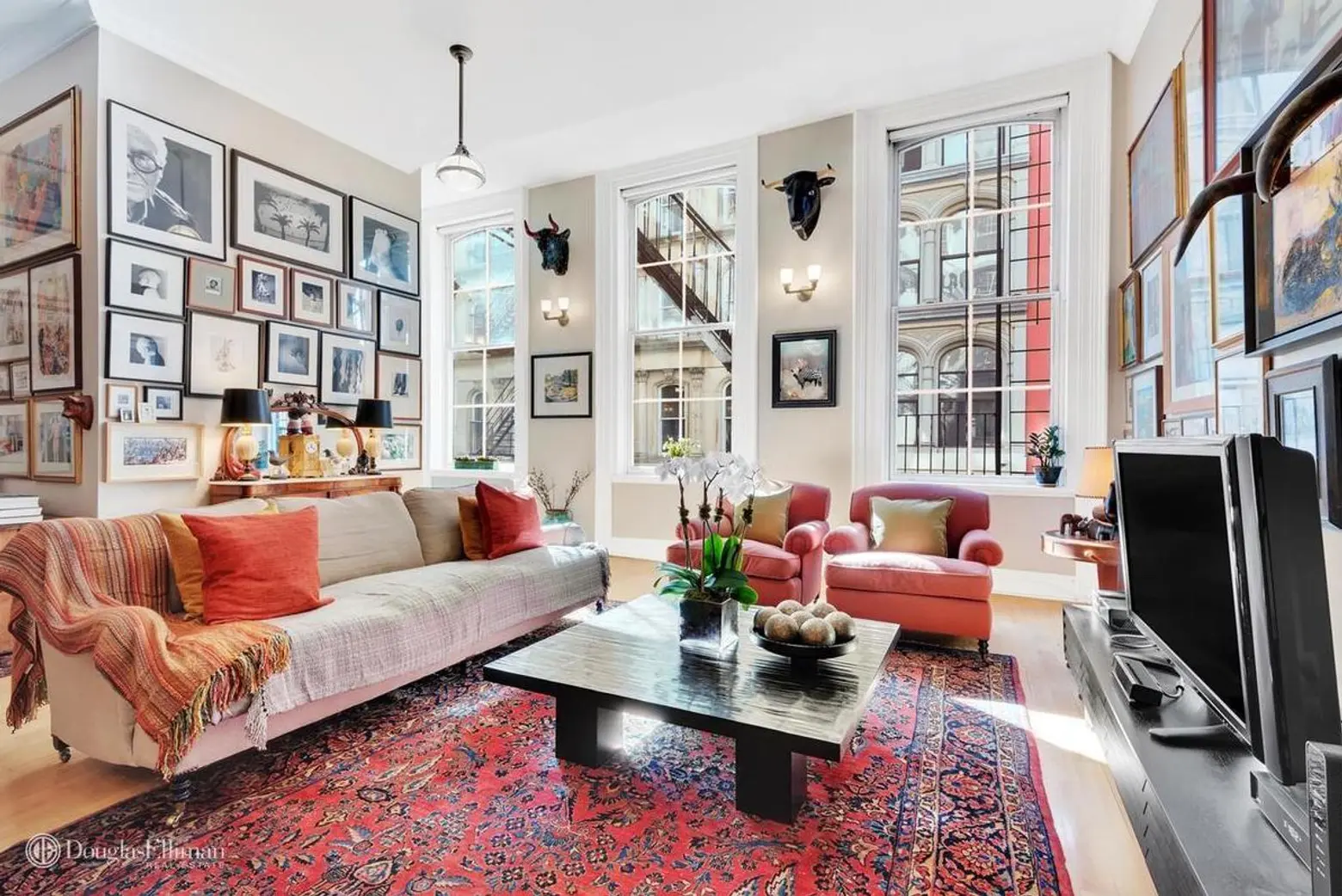 $3M Tribeca loft has the elegance of old New York in a 21st century condo
