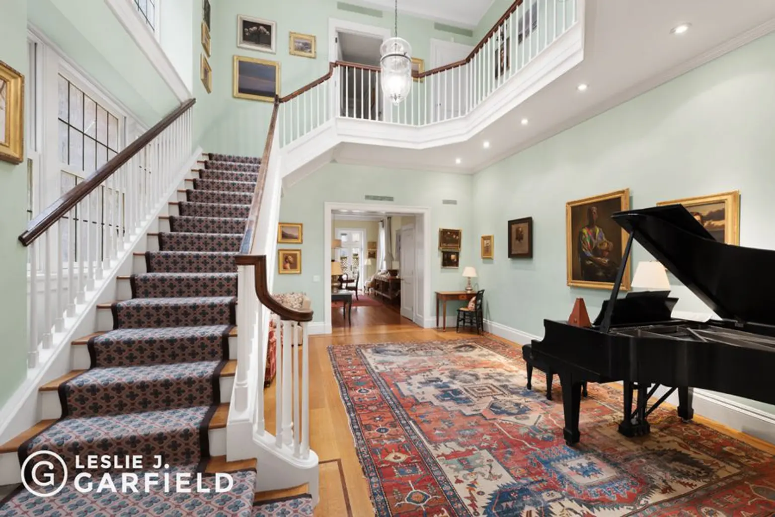 Upper East Side townhouse with an artistic pedigree, an artists’ studio and a curb cut asks $19M
