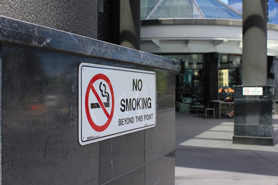 Smoking Ban Inside Co Op And Condo Units Picks Up Steam In NYC   Dont Smoke No Smoking No Smoking Sign 1682187 