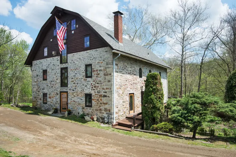 $1.2M 18th-century stone mill in NJ was transformed into a home full of original details