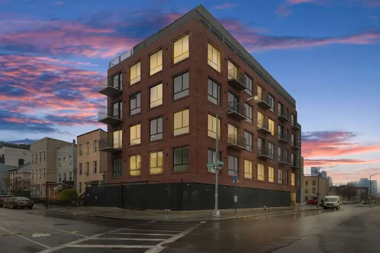 8 chances to snag an apartment near the Pulaski Bridge in Greenpoint, from $2,270/month