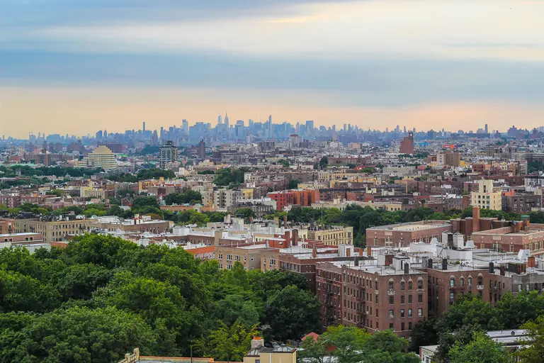 New report finds neighborhoods in the Bronx lead the city in missed mortgage payments