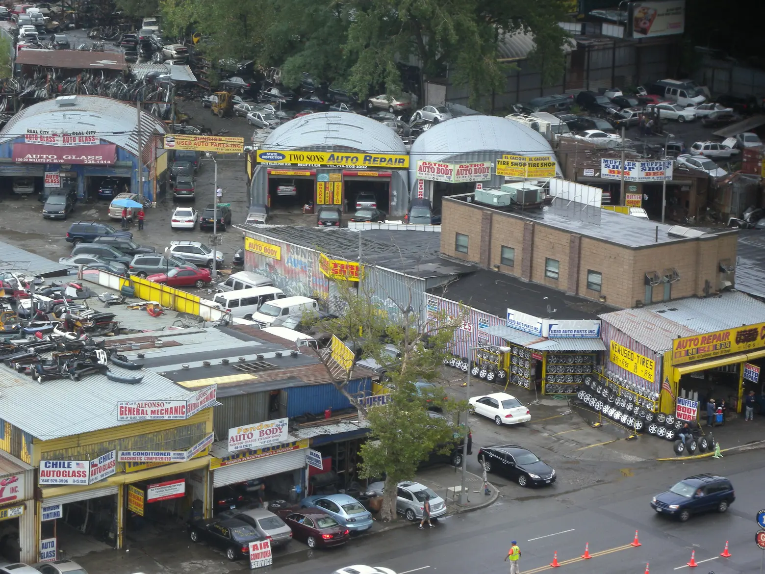 Could affordable housing plans for Willets Point be scrapped for airport construction parking?