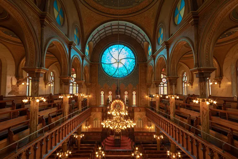Ten secrets of the Eldridge Street Synagogue