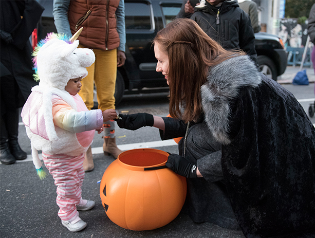 2018's Best NYC Neighborhoods For Halloween Trick-or-treating | 6sqft