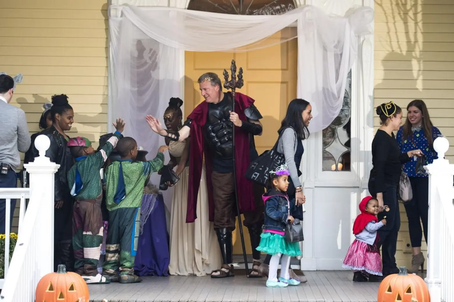 Reserve tickets to celebrate Halloween with de Blasio at Gracie Mansion