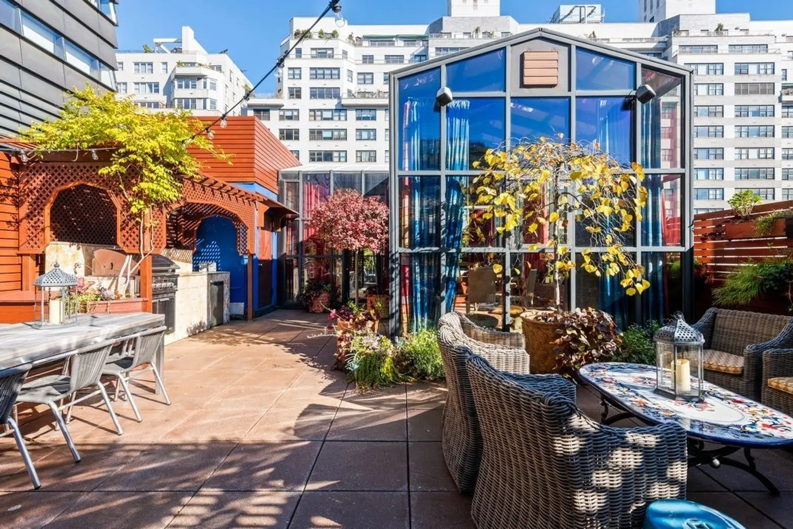 Quirky Union Square artist's loft with a massive skylight and floating  library cube asks $4M