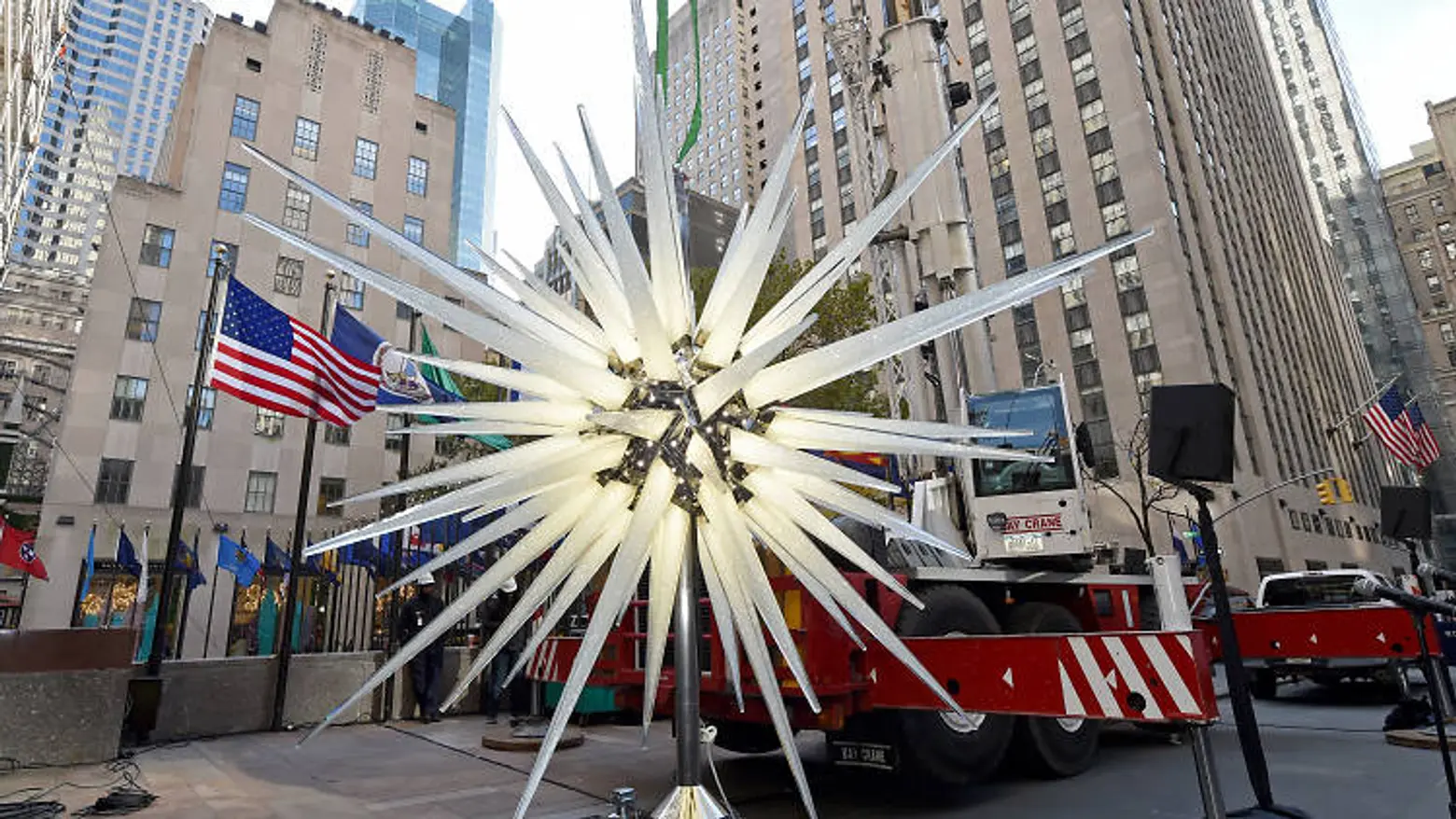 Daniel Libeskind’s 900-pound star brings the bling to this year’s Rockefeller Center Christmas Tree