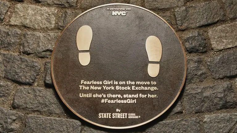 ‘Fearless Girl’ statue begins her move to permanent Stock Exchange home