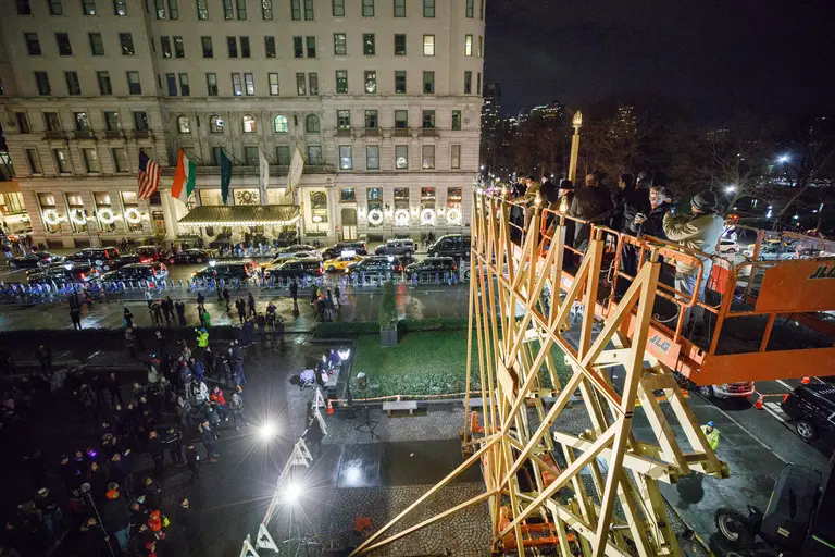 Lighting of ‘world’s largest’ menorahs mark the first night of Hanukkah in NYC