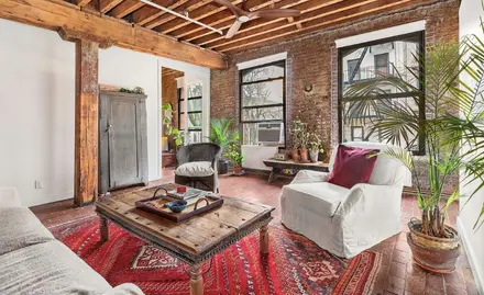 $8,000/month Nolita loft blends old-warm charm with downtown decor | 6sqft