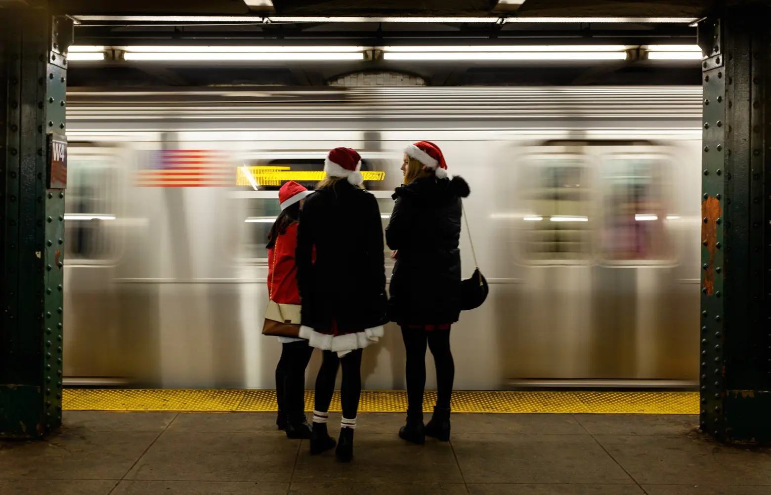How to get around (or get out of) NYC this Christmas