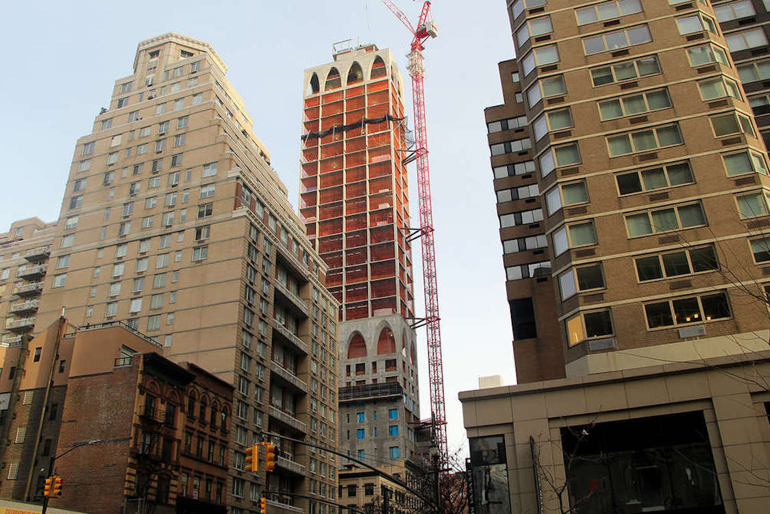 180 East 88th tower tops out at 524 feet, set to be tallest tower