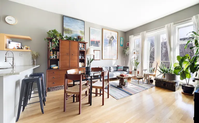 For under $900K, this Clinton Hill one bedroom is cozy, yet contemporary