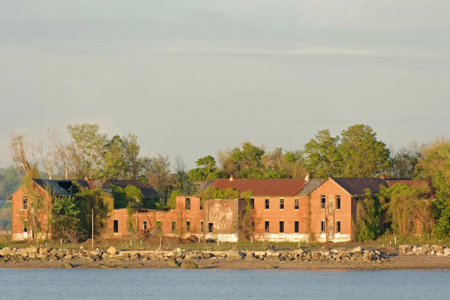 NYC Council considers turning mass gravesite on Hart Island into a city park