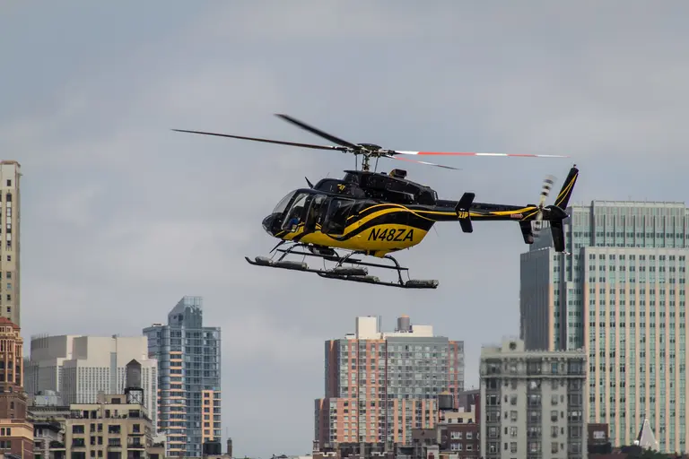 De Blasio and Chuck Schumer call for increased helicopter regulations after last week’s crash