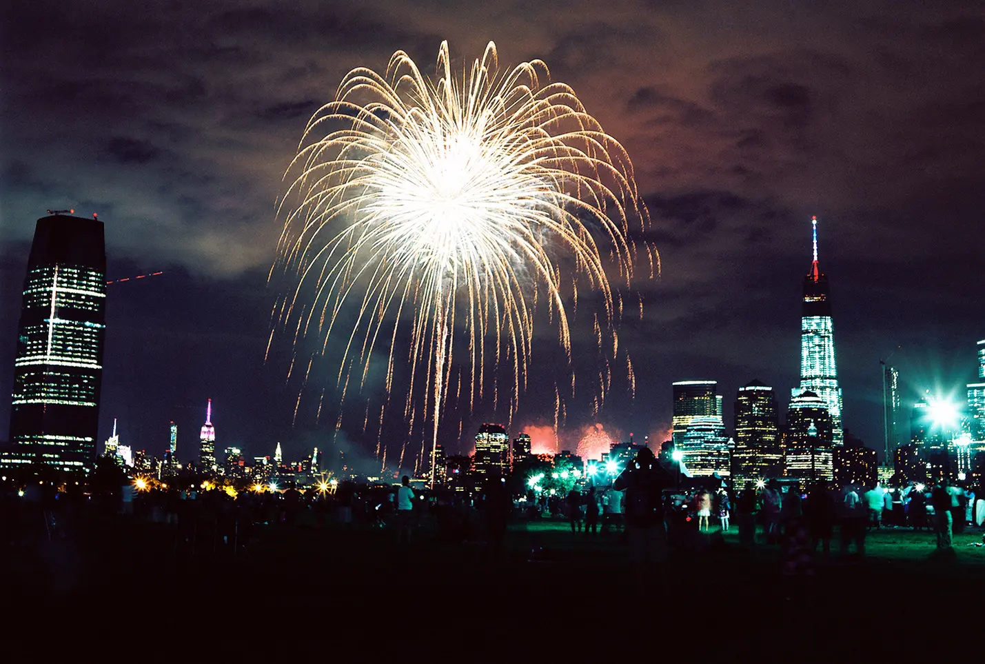 Jersey City celebrates liberty with the state's largest fireworks