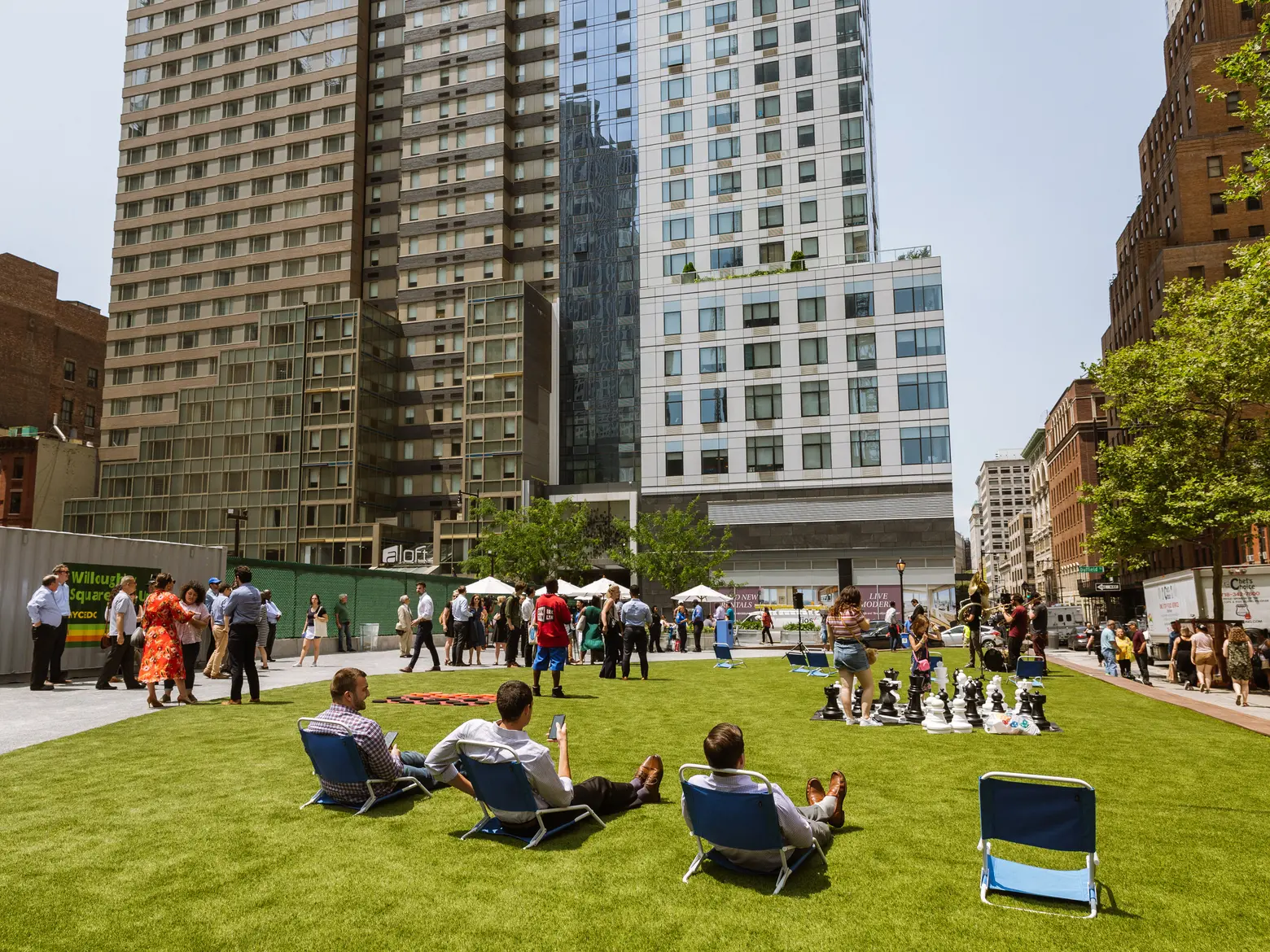 Temporary “pop-up park” opens at future site of Willoughby Square Park