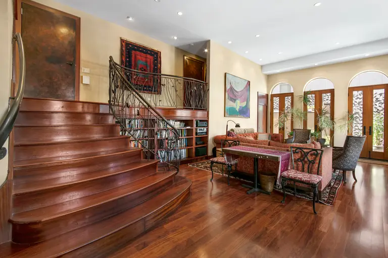 Spend six months perfecting your act in this $10K/month UWS rental with a rehearsal studio