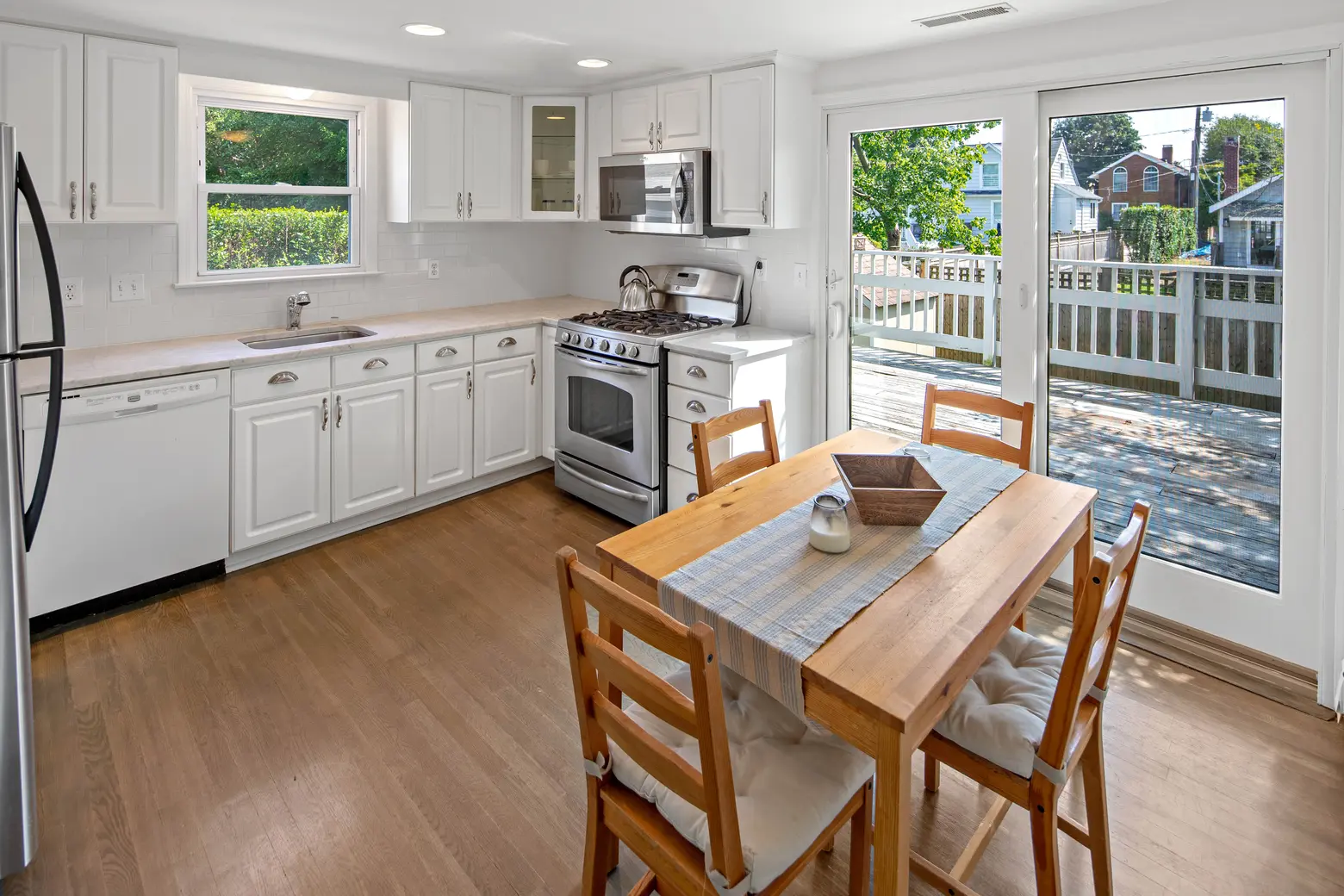 324 compo road, cool listings, mouse house, beach cottage, Connecticut