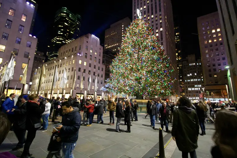 De Blasio resists plan to pedestrianize Rockefeller Center during upcoming holiday season