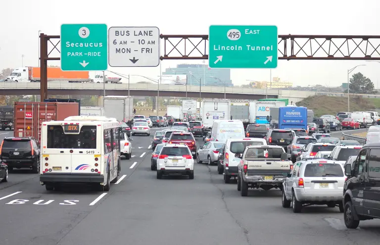 Self-driving buses proposed for busy lane in Lincoln Tunnel