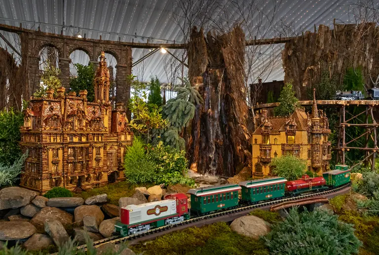 Take a tour of the NYBG’s Holiday Train Show, now with a new Central Park section