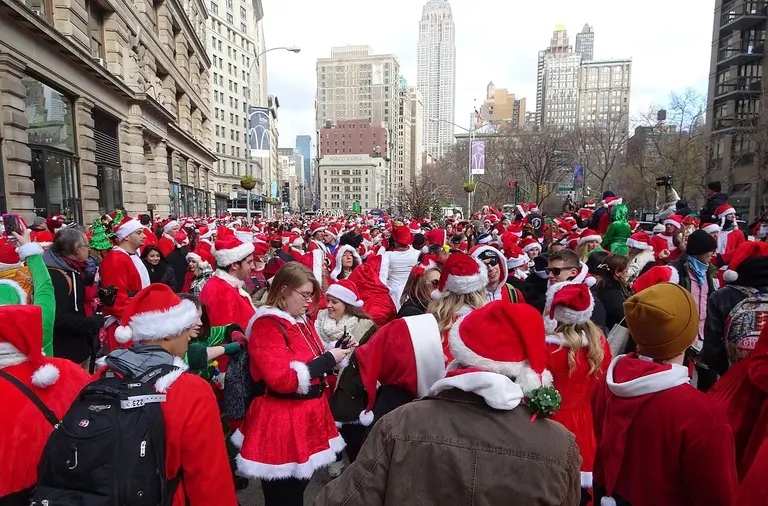 How to steer clear of NYC SantaCon 2021
