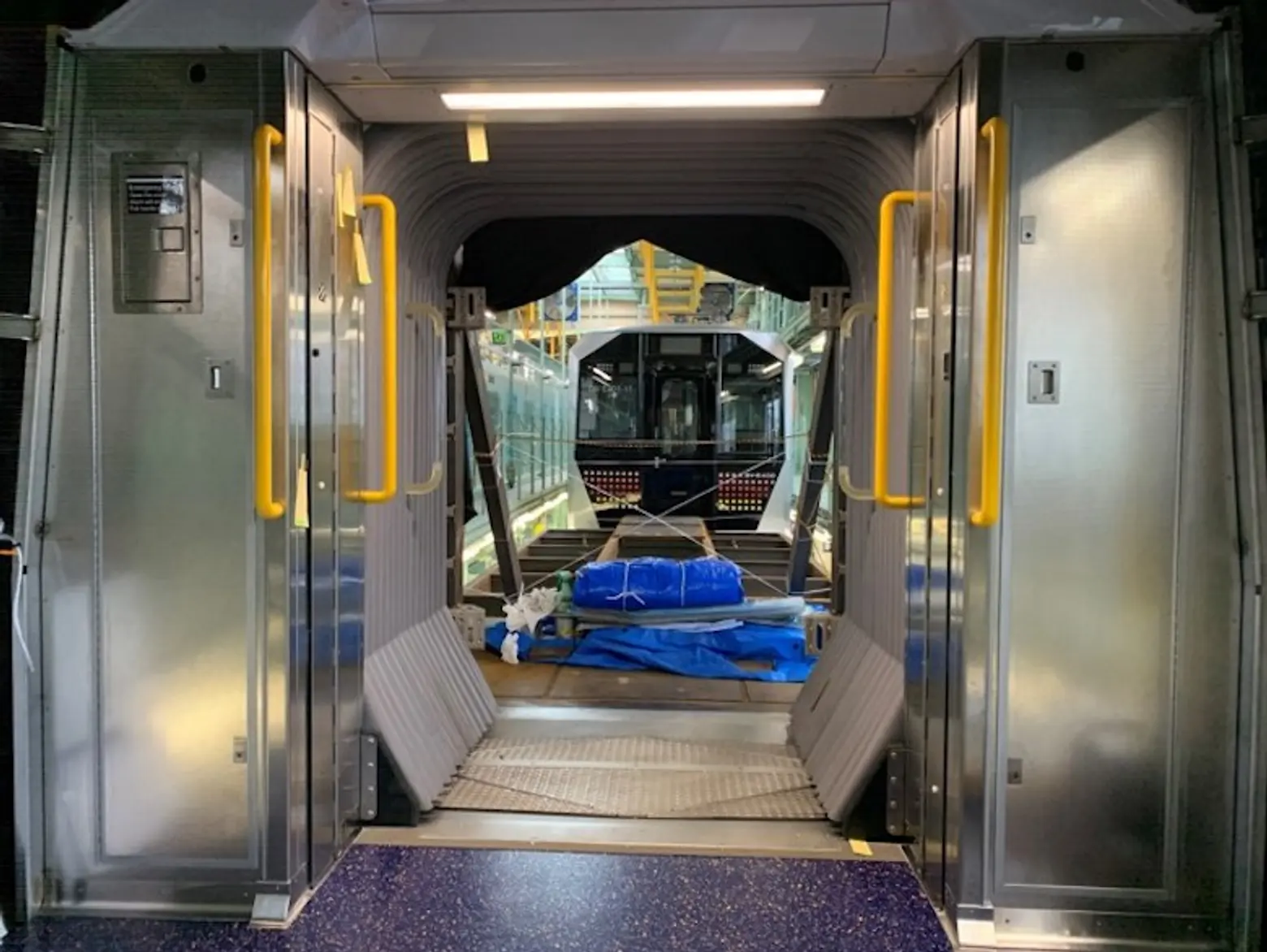 MTA unveils first look at new open-gangway subway cars