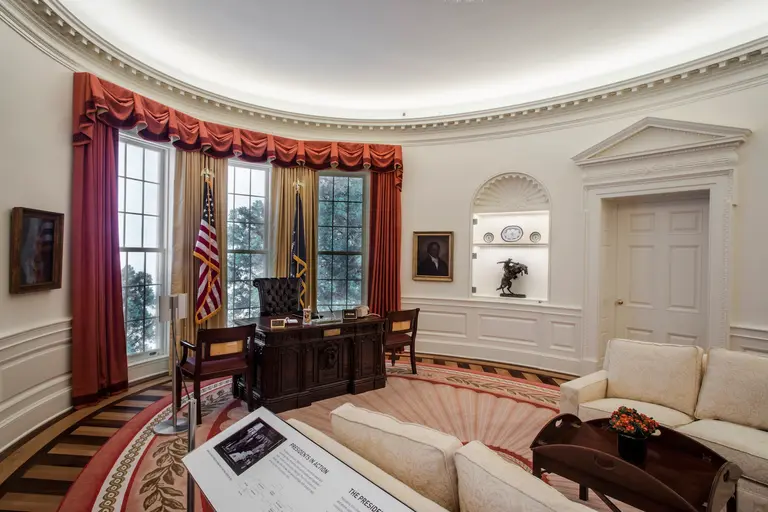 Oval Office replica opens at the New-York Historical Society
