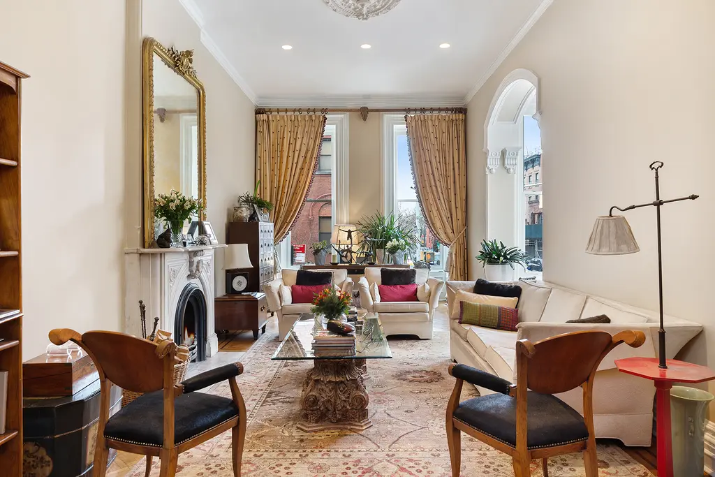 Cobble Hill townhouse with European flair can be your 'temporary ...