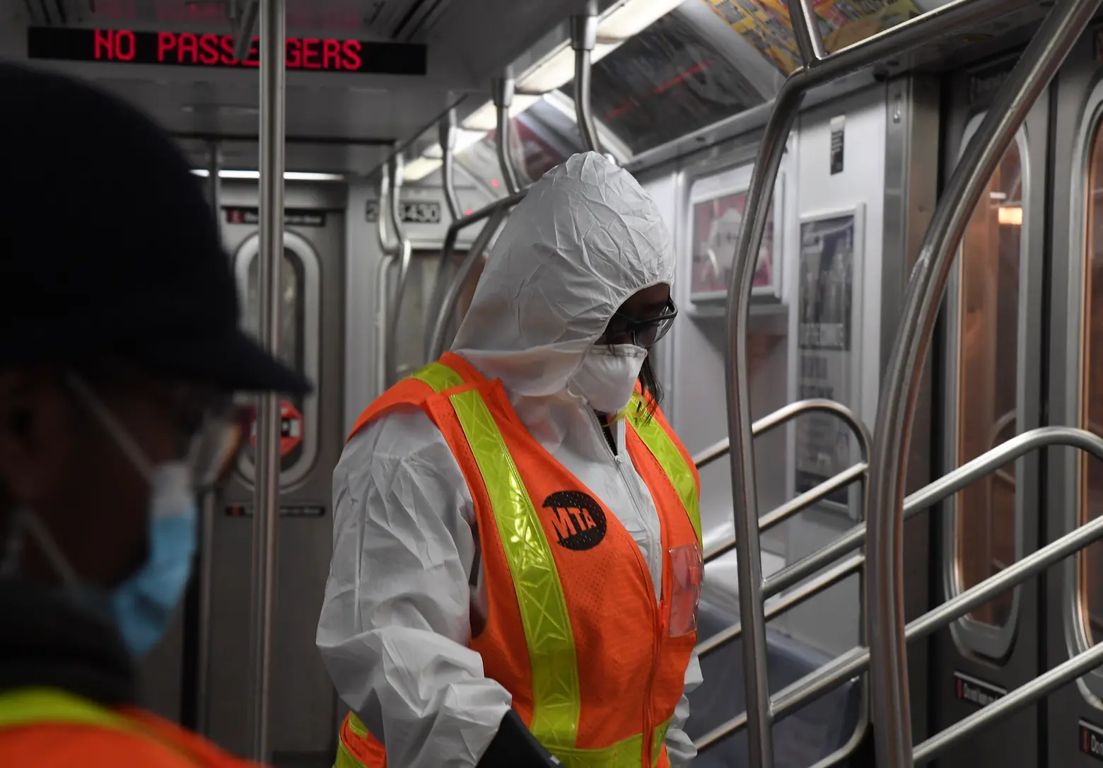 24 percent of NYC subway and bus workers have had COVID-19, survey says