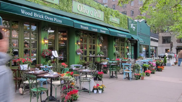 New York restaurants can open for outdoor dining during phase two of reopening