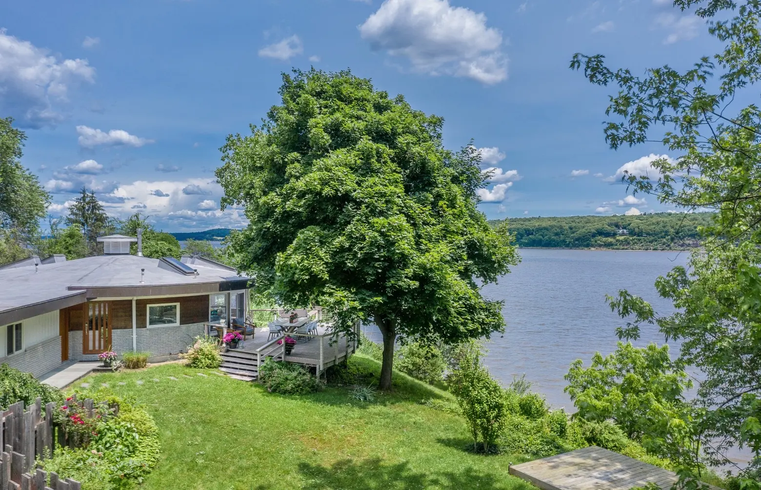 ‘Real Housewife’ Luann de Lesseps lists her Catskills round house for $1.15M
