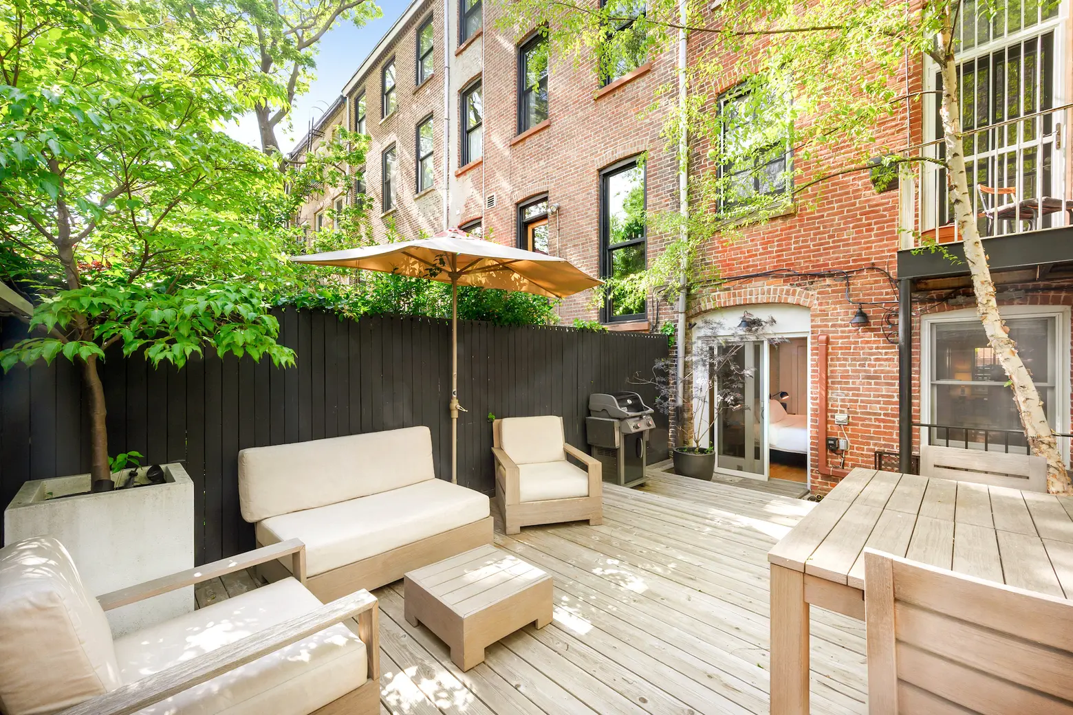 An outdoor deck and bonus basement make this $1.6M Fort Greene co-op a stand-out