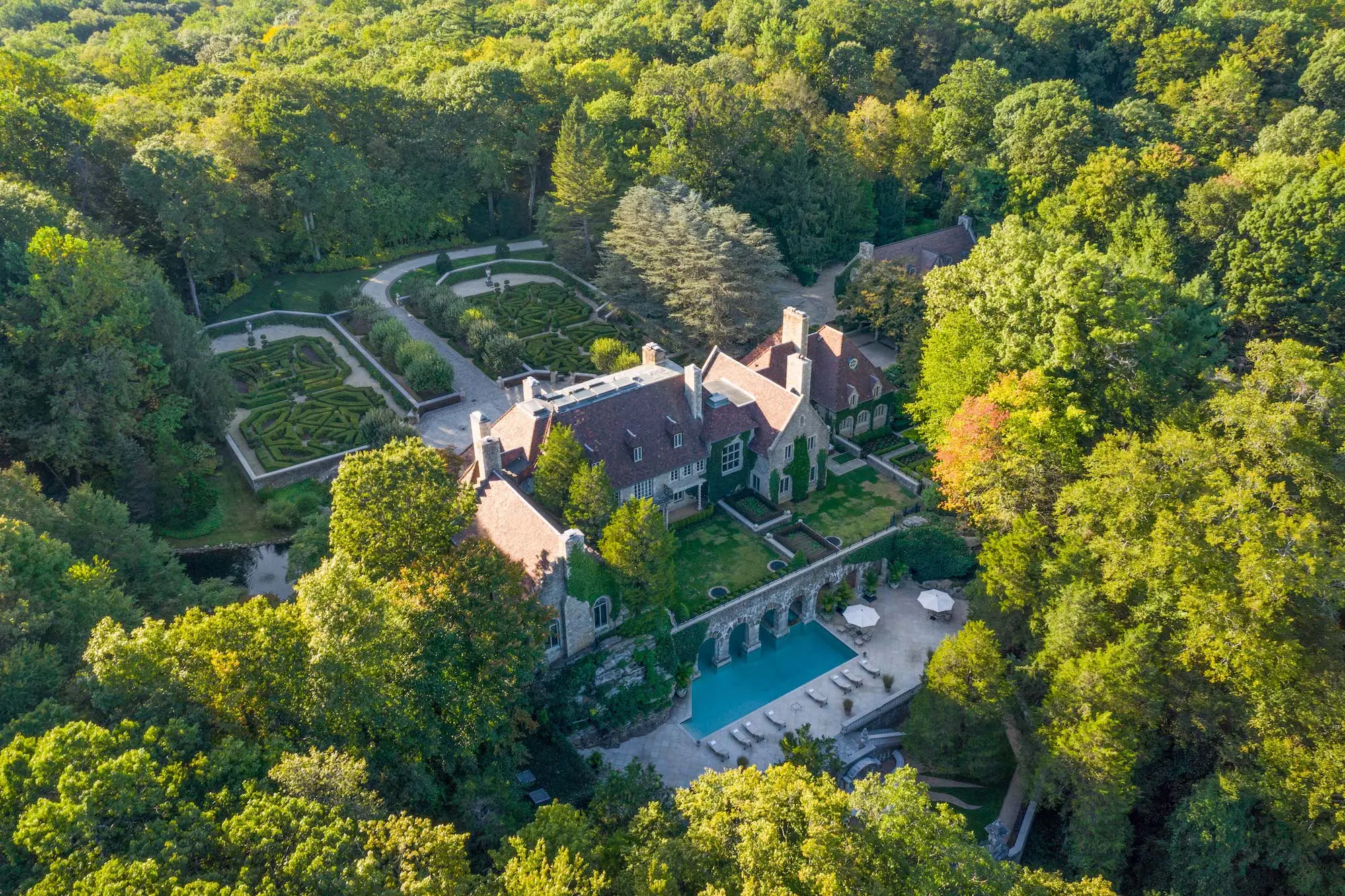 Vince and Louise Camuto's Connecticut Chateau for Sale, Asking $25 – WWD