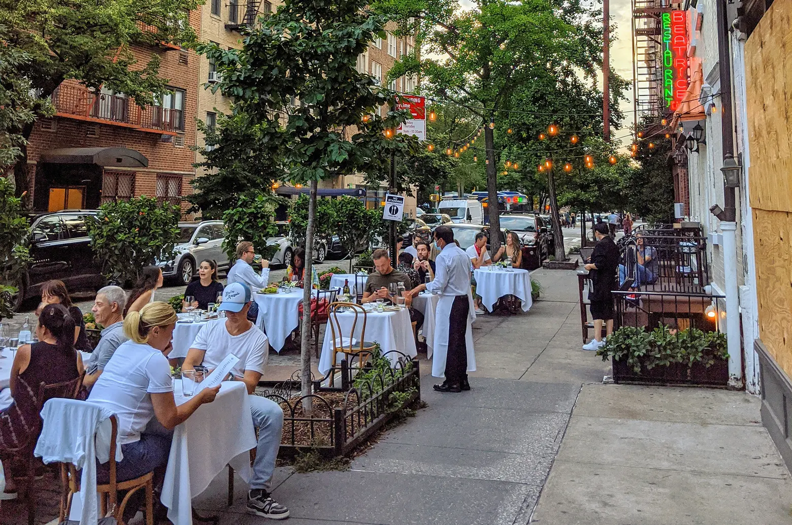 Outdoor dining in NYC will be extended through October