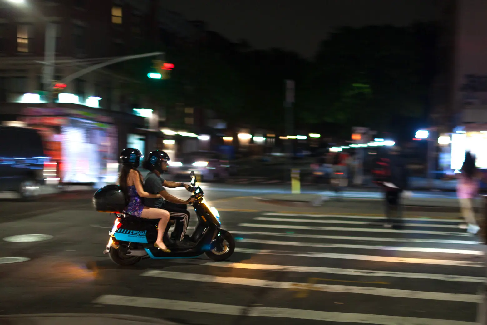 Revel electric mopeds return to NYC with strict safety rules