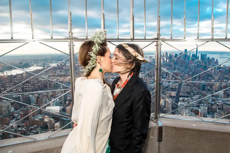 Empire State Building is treating couples to a free photoshoot at its iconic observatory