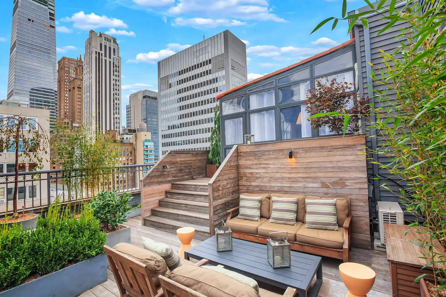 Contemporary Murray Hill penthouse with an incredible terrace asks $3.25M