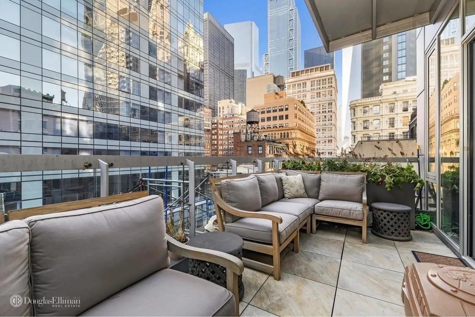 $2.5M full-floor FiDi condo has two outdoor spaces and World Trade Center views