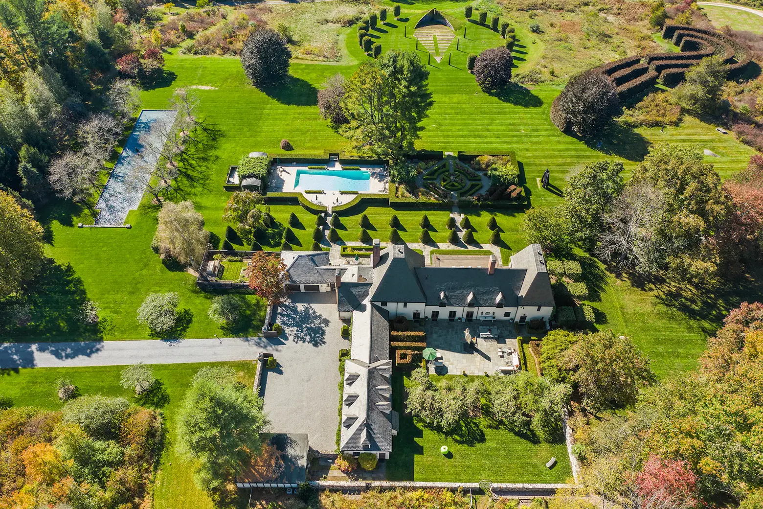 Broadway producers behind ‘Chicago’ list their showstopping Westchester estate for $13.2M